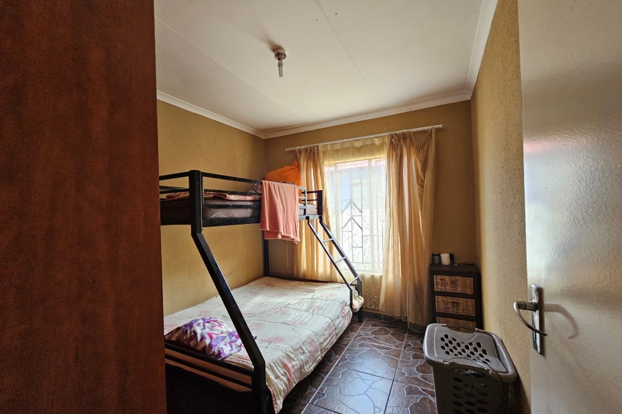 To Let 3 Bedroom Property for Rent in Tlhabane West North West